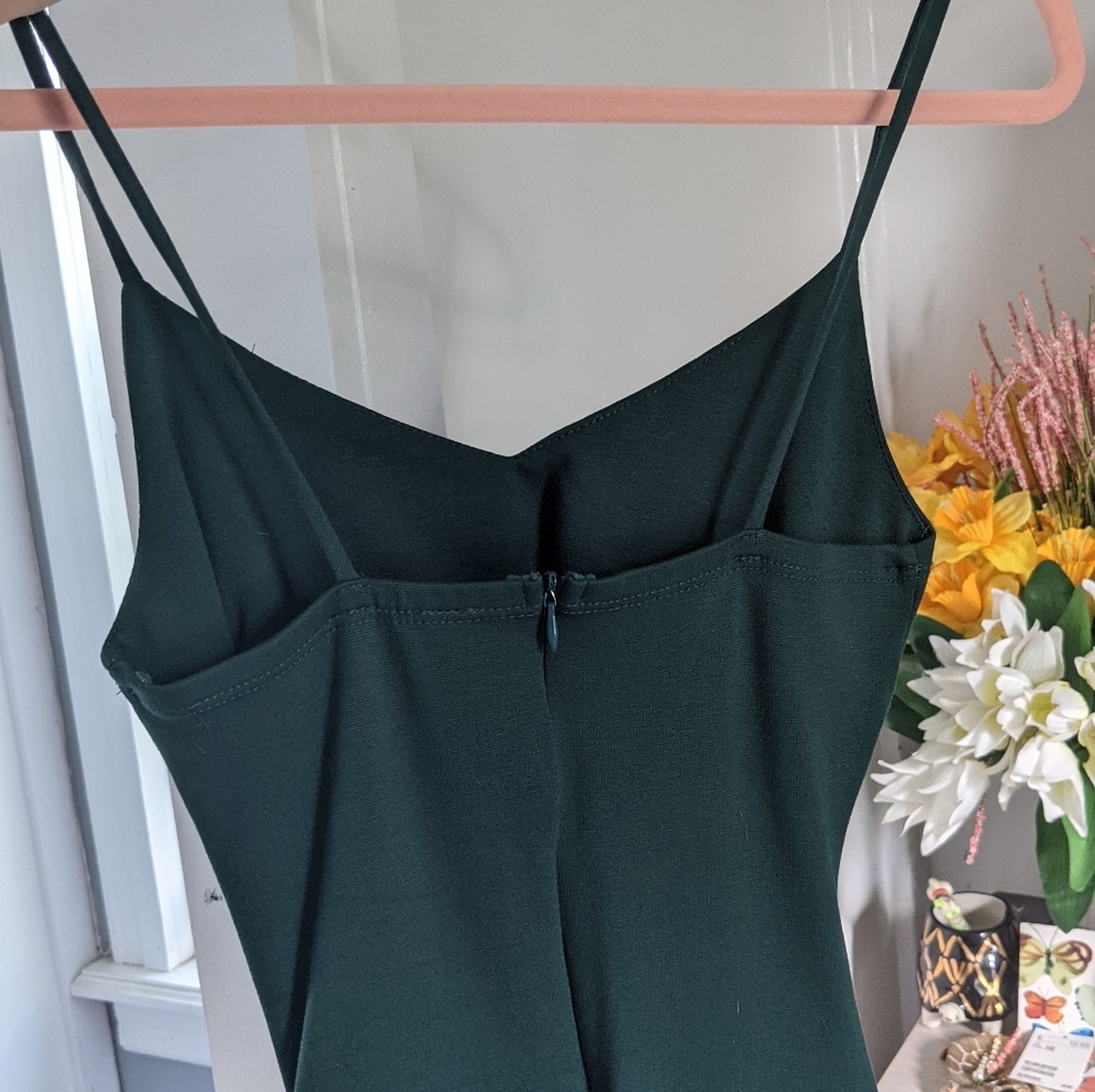 Unique Green Dress - Picture 4 of 4